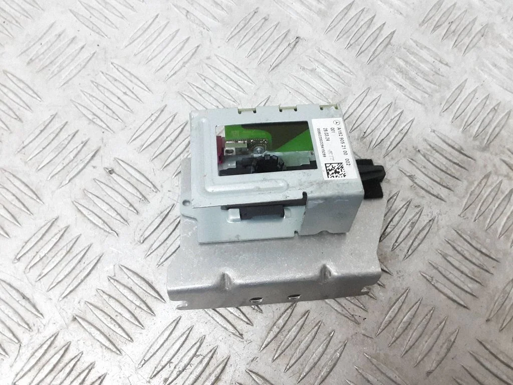 Antenna control unit – Mercedes-Benz AMG GT C192 (2023-)