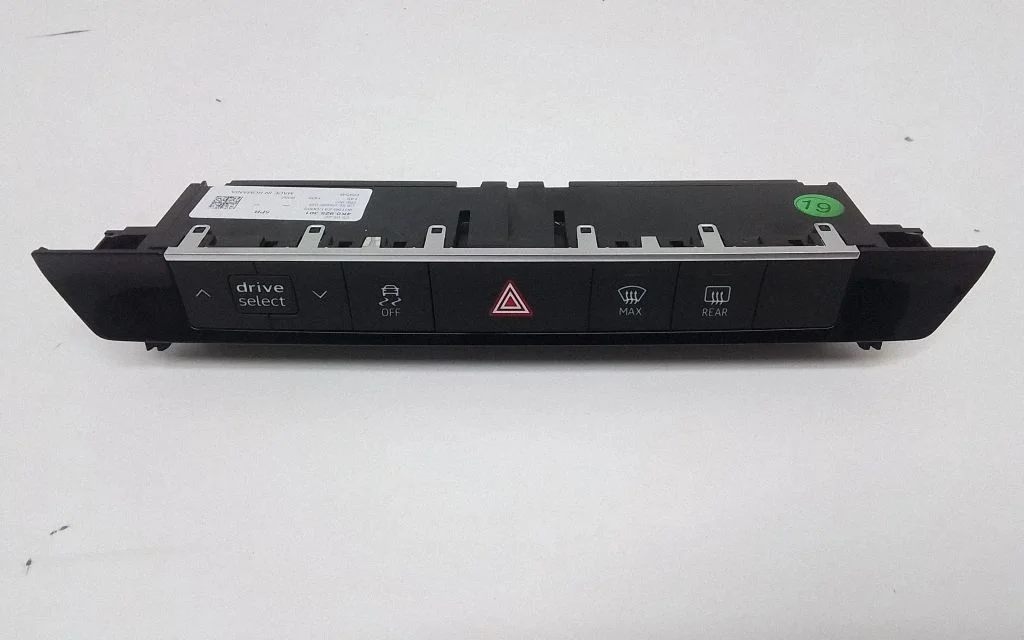 A set of switches – Audi A6 C7 (2011-)