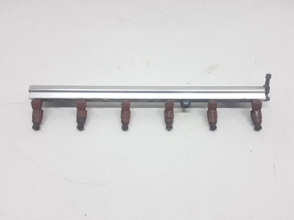 Fuel distributor – Volvo XC90 (2003-2006)