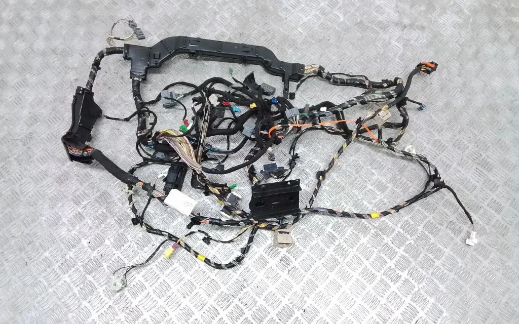 Panel wiring – Volvo S90, V90 (2016-)