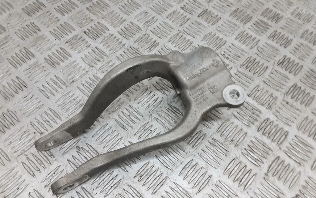 Lower shock absorber bracket – BMW 5 Series G30 G31 G38 (2016-)
