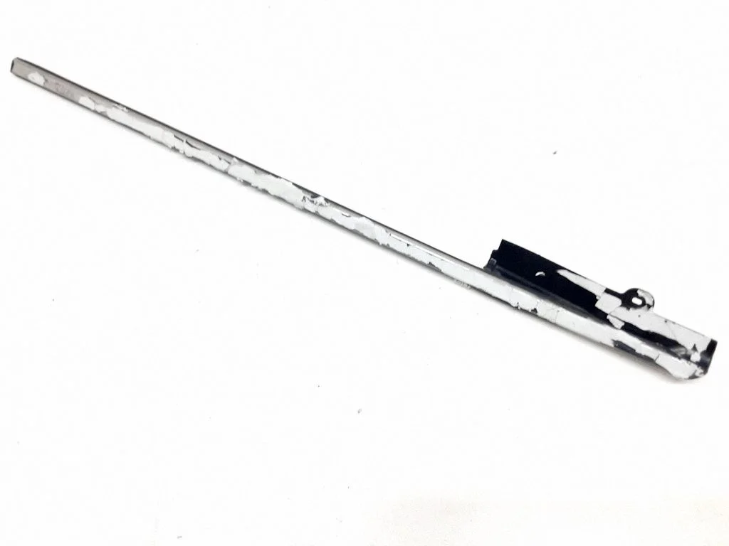 Rear side glass trim 6917A