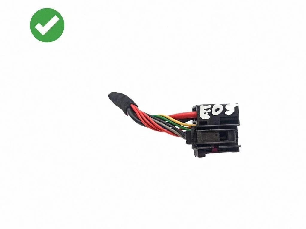 Muud juhtmed / juhtmestik 8Z0972701