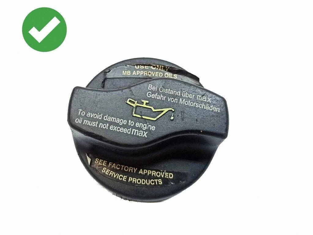 Oil filler cap – Mercedes-Benz R-Class W251 (2005-2013)
