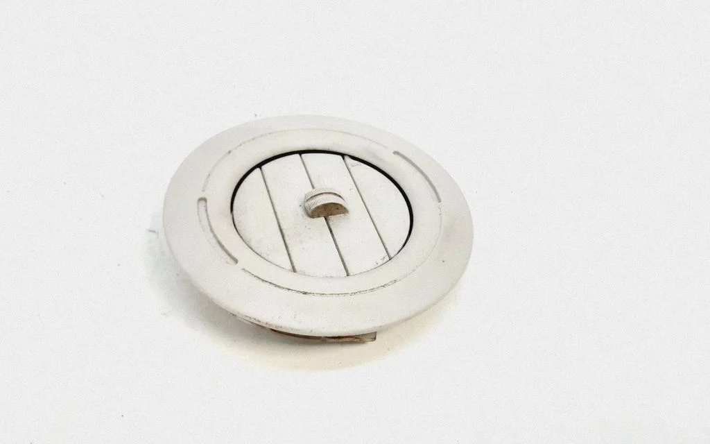 Air vent grill in roof – Chrysler Town & Country V (2008-2016)