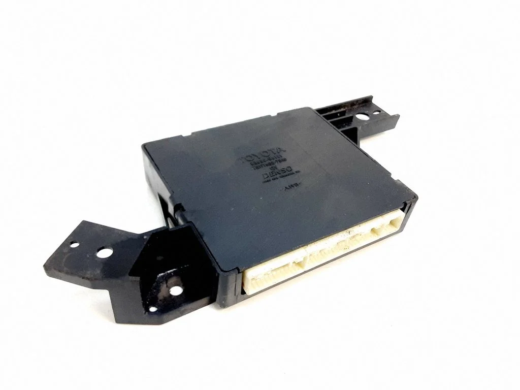 Air conditioner control unit module – Toyota Camry (2006-2011)