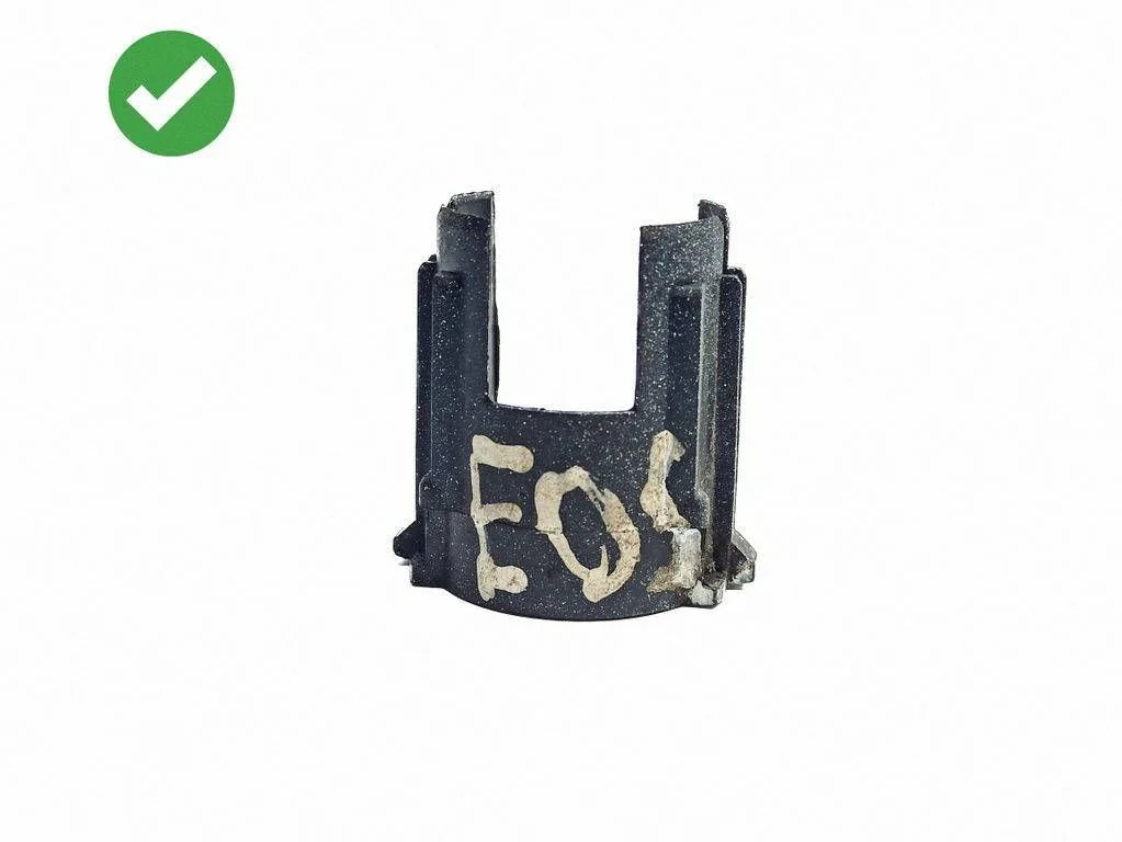 Rear parking sensor holder (PDC) – Volkswagen Eos (2006-2010)