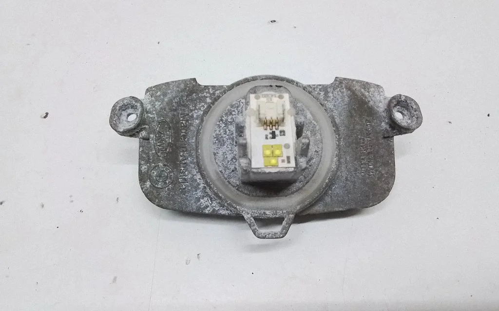 LED ballast control module 7213114