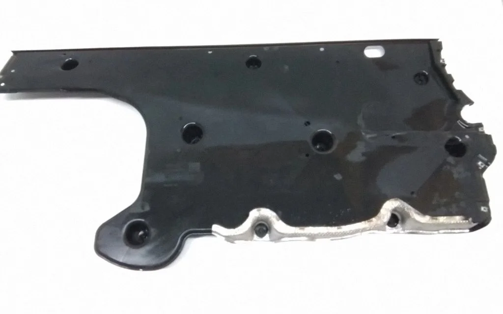 Side bottom protection 3QF825202C