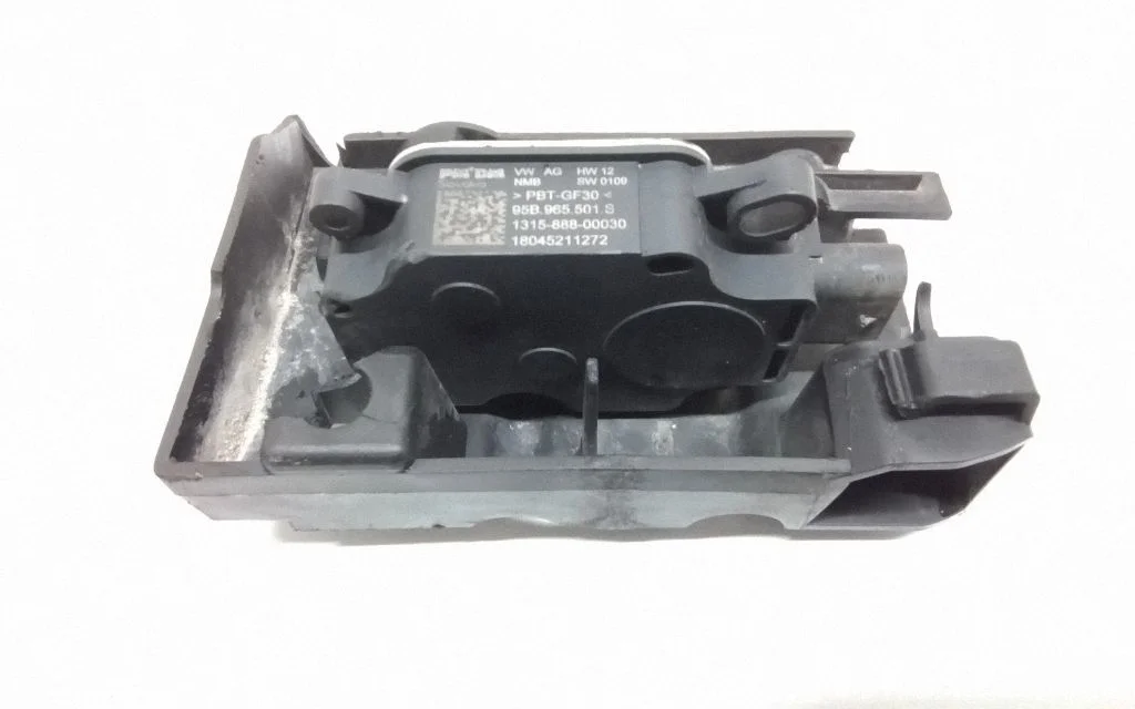 Radiator active air flap actuator – Volkswagen Atlas (2017-)