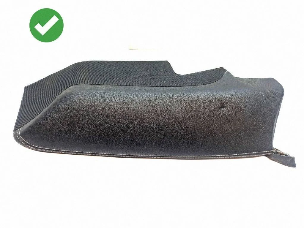 Rear seat side bottom trim – Mercedes-Benz CLK-Class A209 C209 (2002-2009)