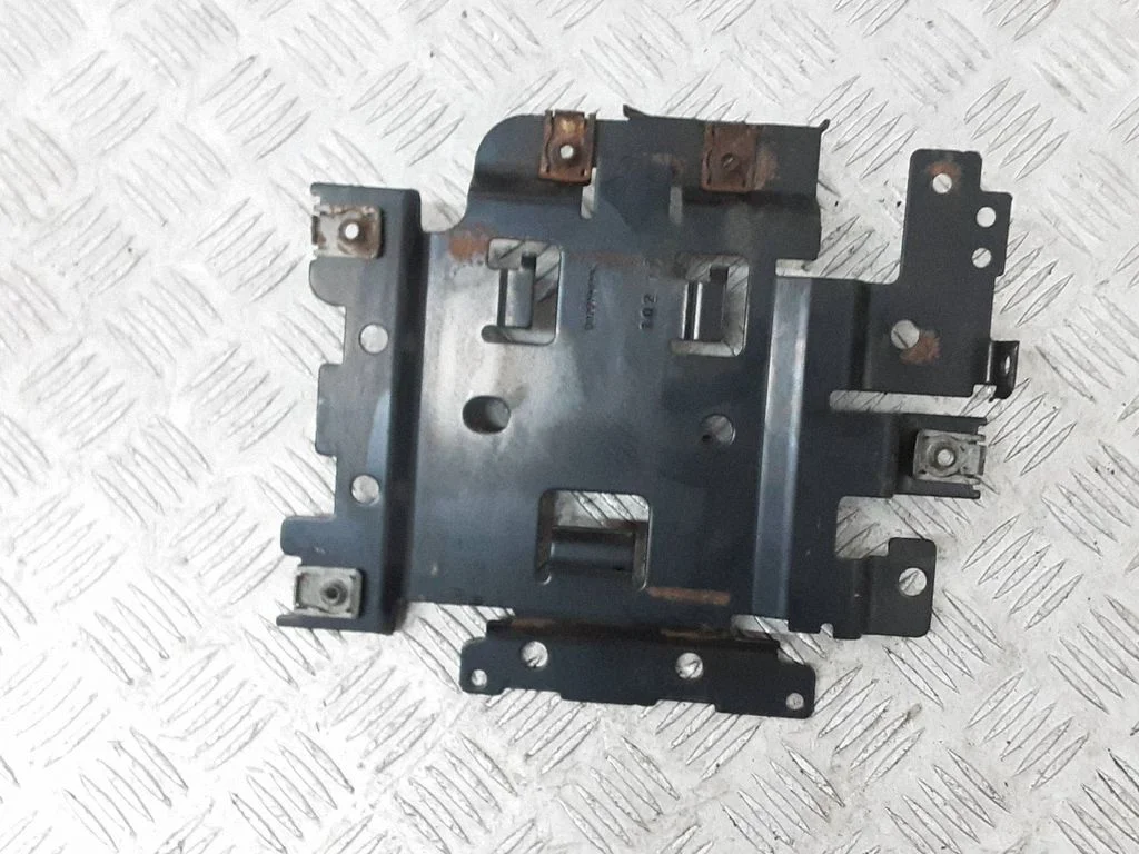 Engine control unit holder – Dodge Durango III (2010-)