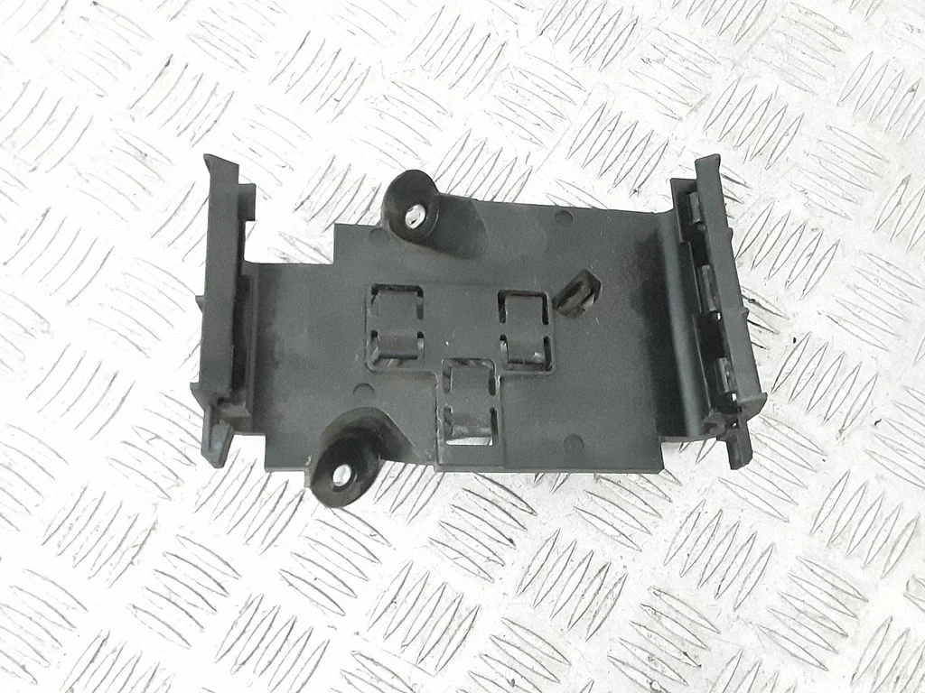 Engine control unit holder – Volkswagen e-Golf (2014-)