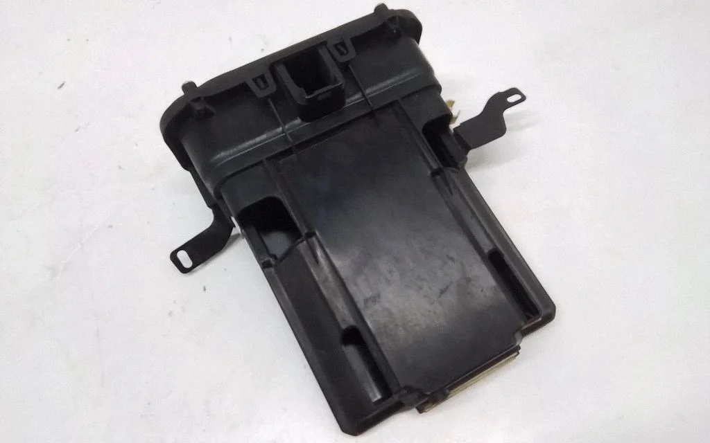 Engine control unit box – BMW 7 Series F01 F02 F03 F04 (2008-2016)