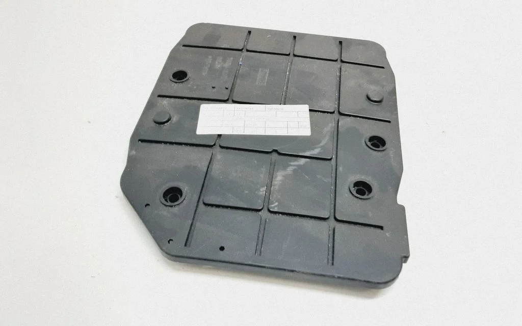 Engine control unit box – Volvo V50 (2008-2012)