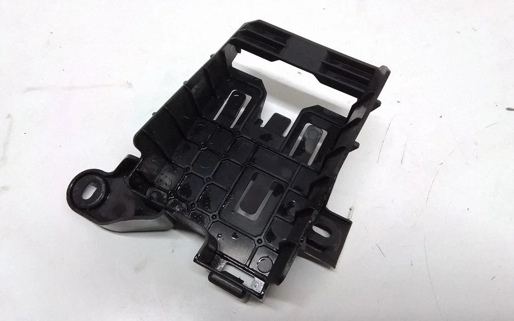 Distronic sensor bracket – Volkswagen Atlas (2017-)