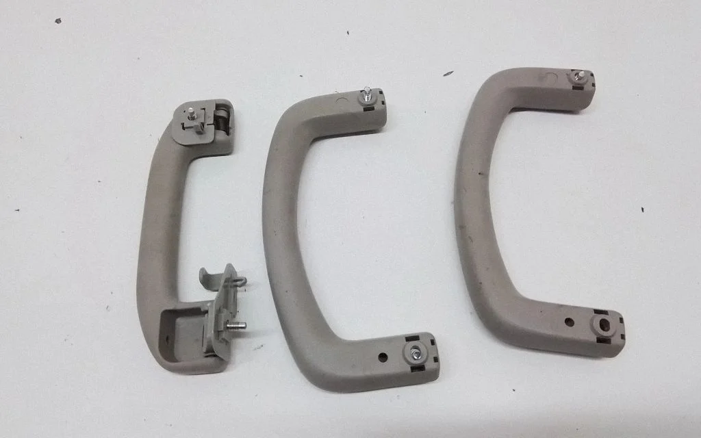 Lae käepidemete komplekt – Nissan Navara D40 (2004-2015)