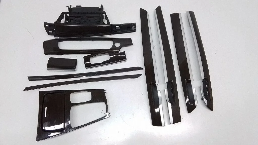 Salongi dekoratiivviimistluse komplekt – BMW 7-seeria F01 F02 F03 F04 (2008-2016)