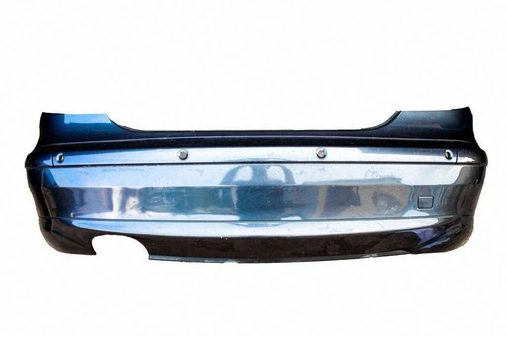 Tagumine kaitseraud – Mercedes-Benz C-klass W203 (2000-2007)