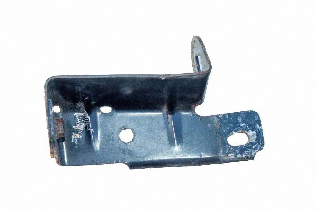 Front bumper cross member – Mercedes-Benz R-Class W251 (2005-2013)
