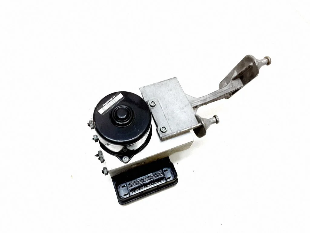 ABS block – Mercedes-Benz C-Class W203 (2000-2007)