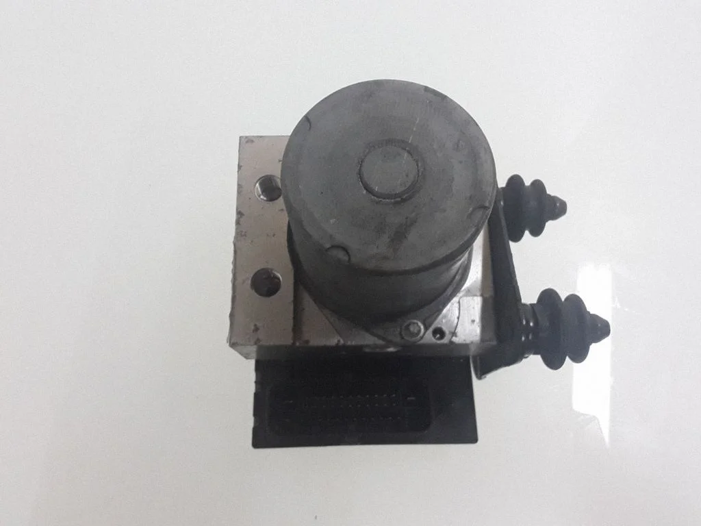 ABS block 8R0907379