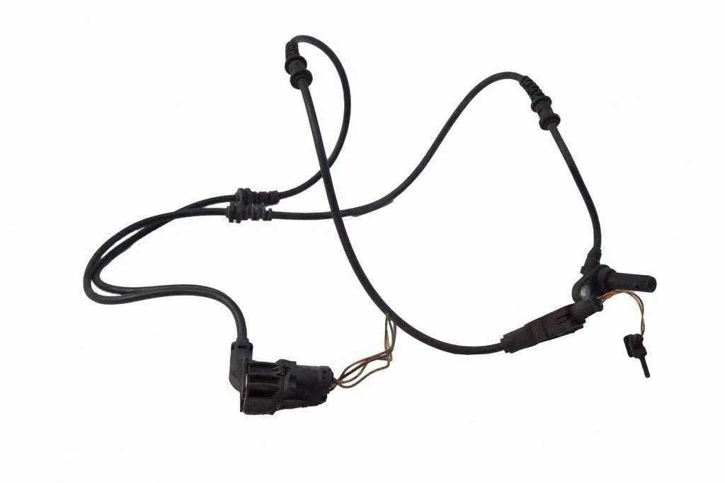 Brake pads wear sensor – Mercedes-Benz E-Class W212 (2009-2016)