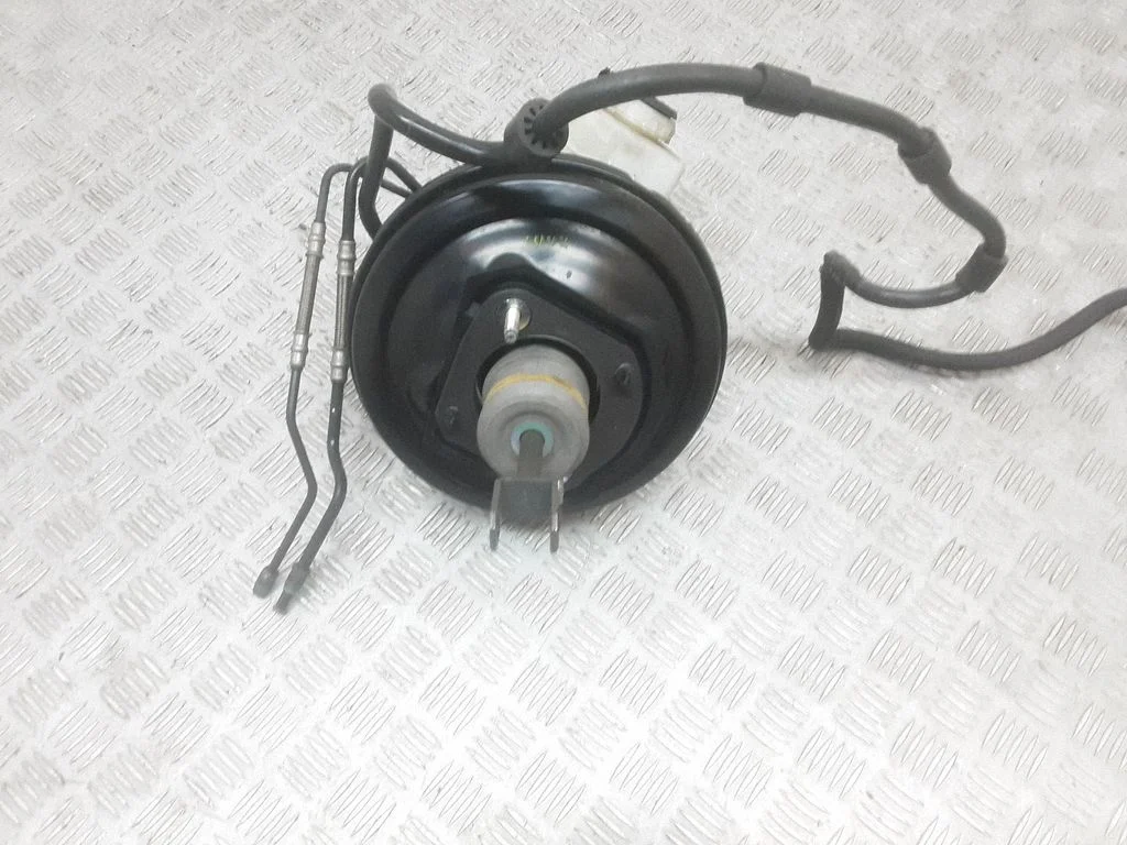 Brake booster – BMW 5 Series F10 F11 (2009-2016)