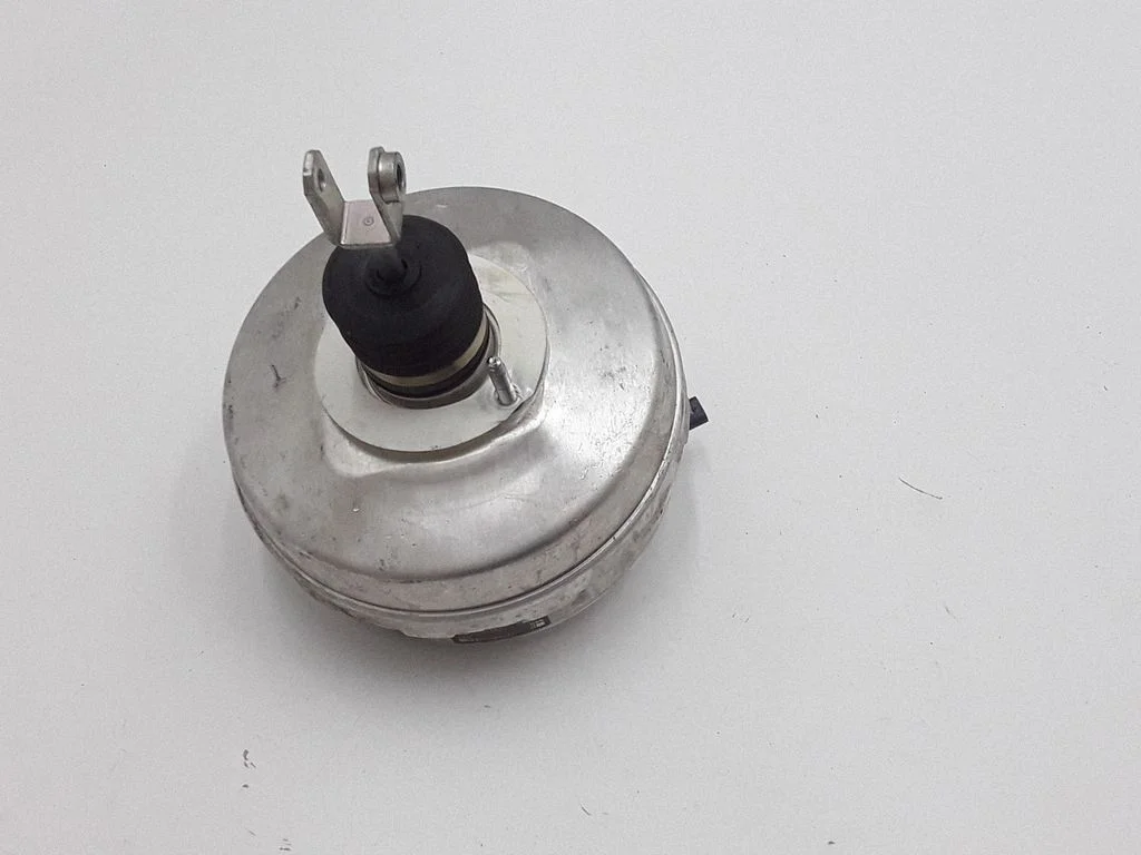 Brake booster – Mercedes-Benz C-Class W205 (2014-2021)
