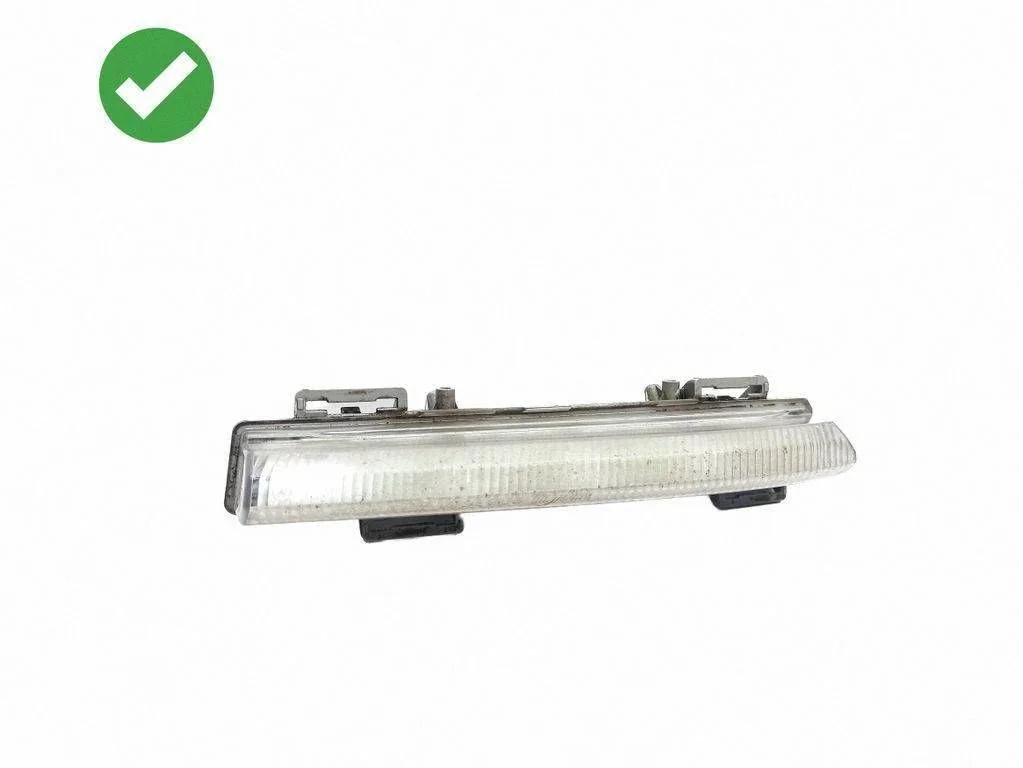 LED-päevatuli – Mercedes-Benz C-klass AMG W204 (2007-2014)