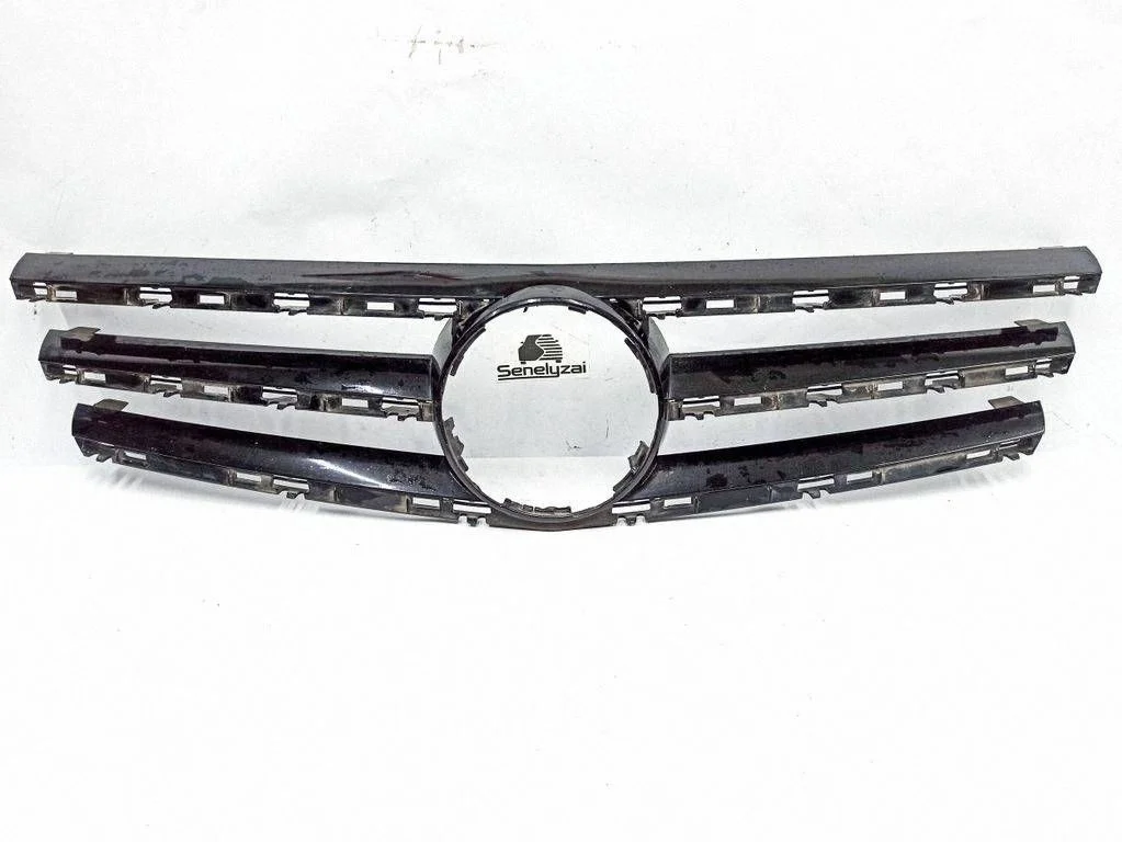 Front grill – Mercedes-Benz R-Class W251 (2005-2013)