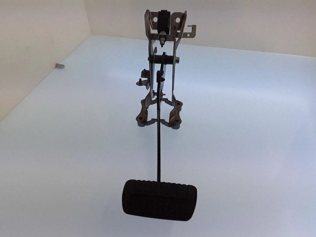 Piduripedaal – Subaru Outback (2009-2014)
