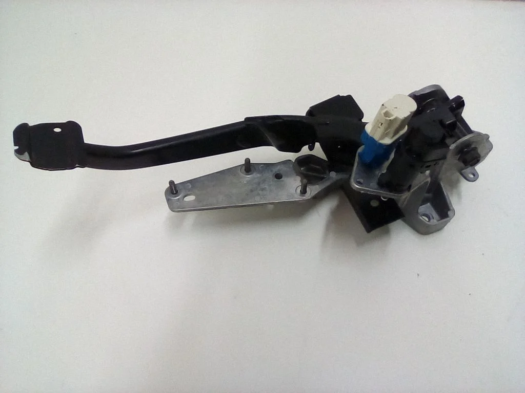 Piduripedaal – Volvo XC60 (2009-2013)