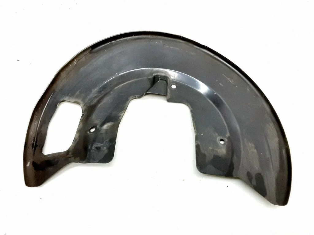 Osłona tarczy hamulcowej przednia – Dodge Grand Caravan (2008-2020)
