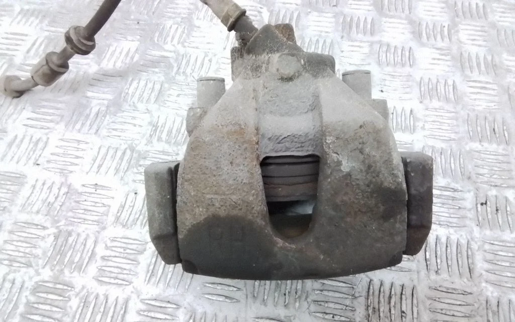 Front brake caliper – Volvo C30 (2007-2010)