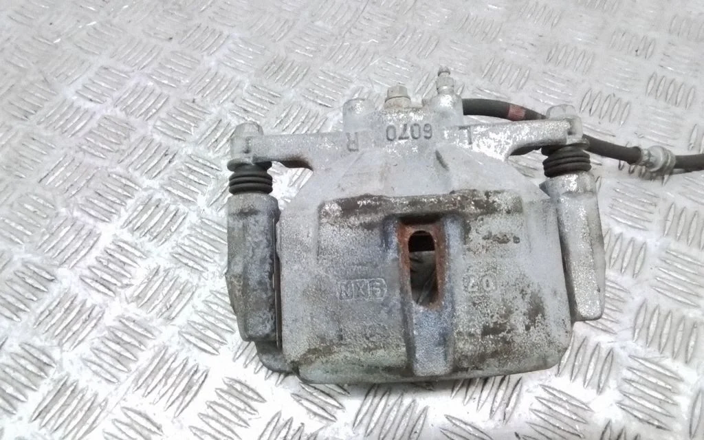 Front brake caliper 6070