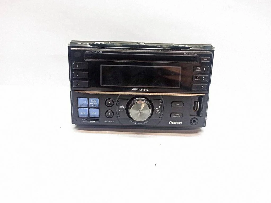 Radio, odtwarzacz CD/DVD, nawigacja M5XL8MM
