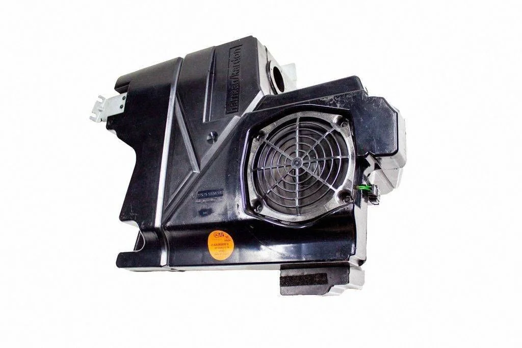 Subwoofer speaker – Mercedes-Benz C-Class W203 (2000-2007)