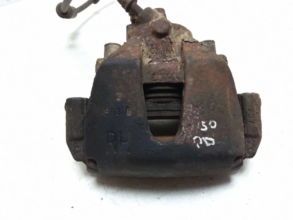 Front brake caliper – right