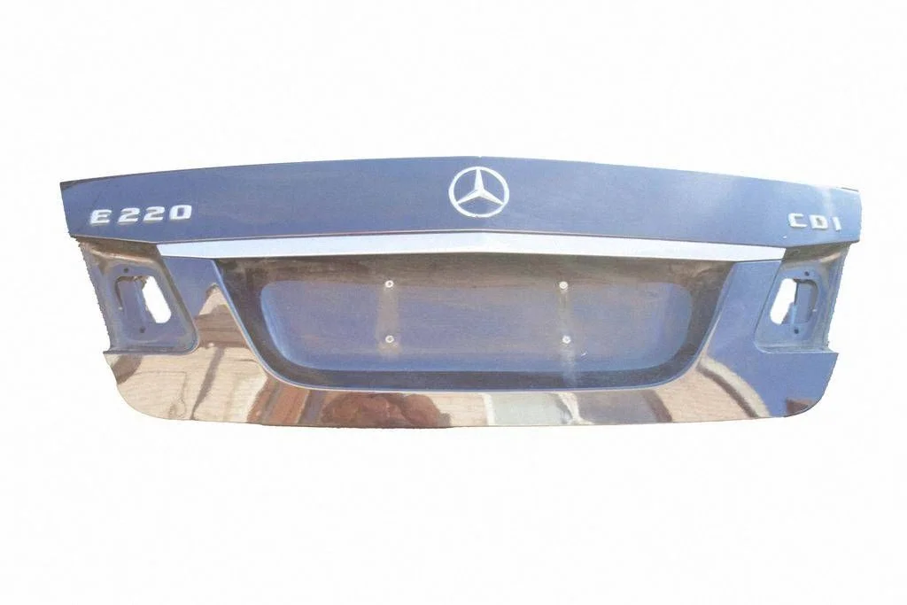 Aizmugurējais vāks (bagāžnieka) A2127500975