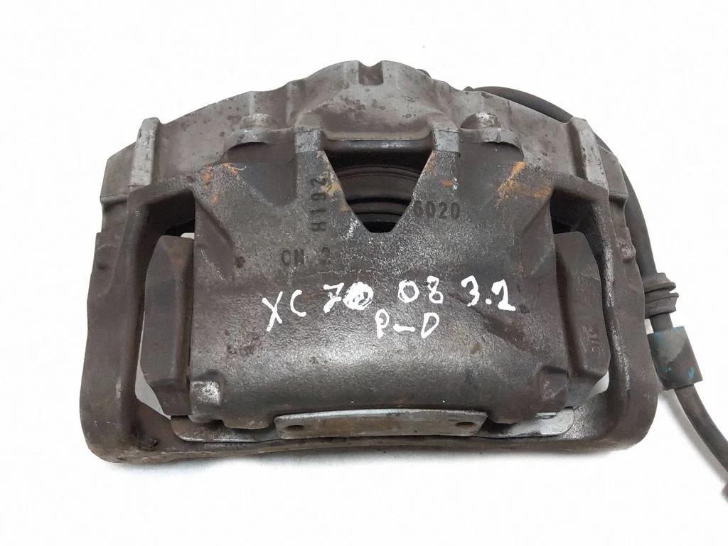 Front brake caliper – Volvo XC70 (2008-2013)
