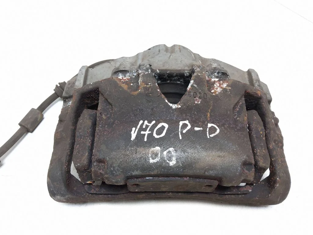 Front brake caliper – right