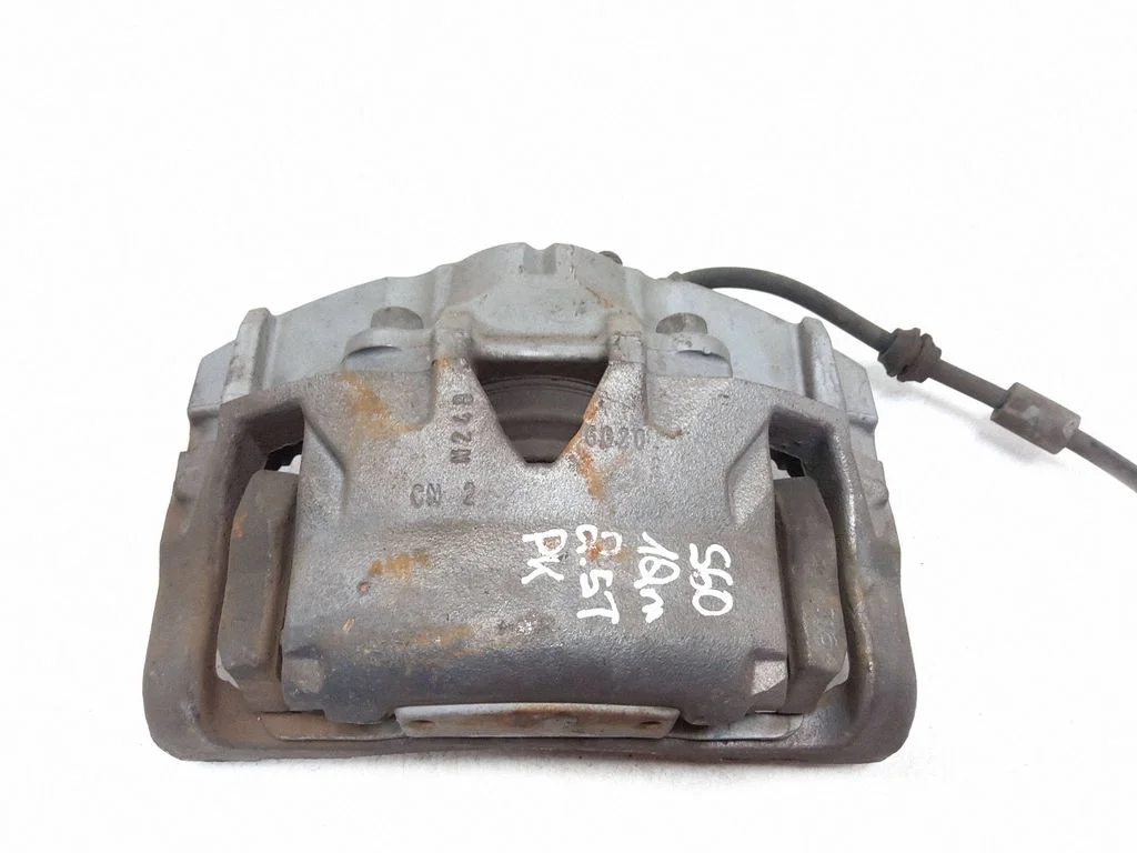 Front brake caliper – left