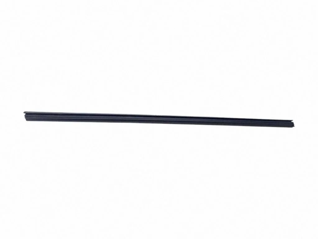 Rubber seal front coupe door window – Mercedes-Benz SLK-Class R171 (2005-2011)