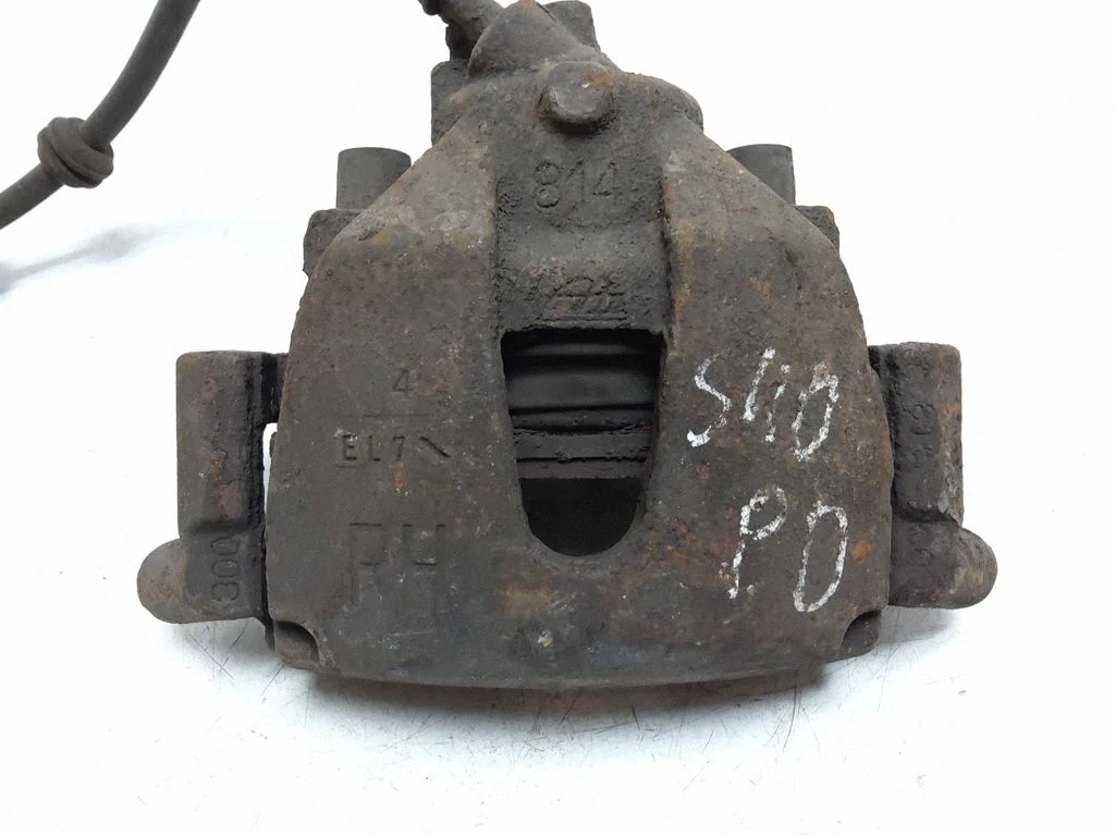 Front brake caliper – right