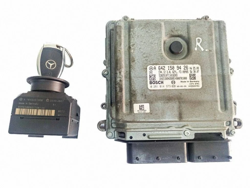 Käivituskomplekt (ECU ja lukukomplekt) – Mercedes-Benz R-klass W251 (2005-2013)