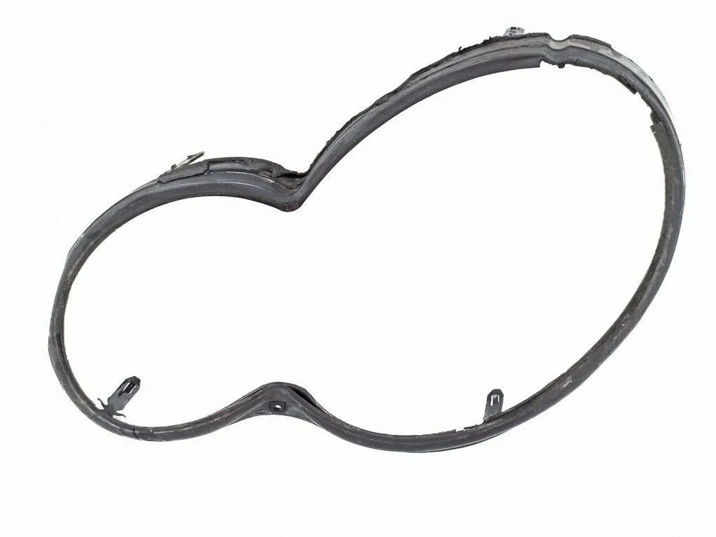 Under headlight/headlamp trim – Mercedes-Benz C-Class W203 (2000-2007)