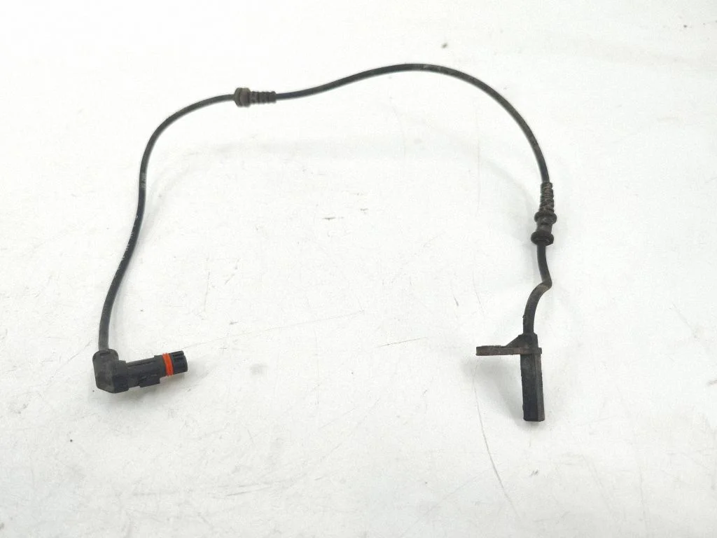Esimene piduri ABS-andur – Mercedes-Benz C-klass AMG W204 (2007-2014)