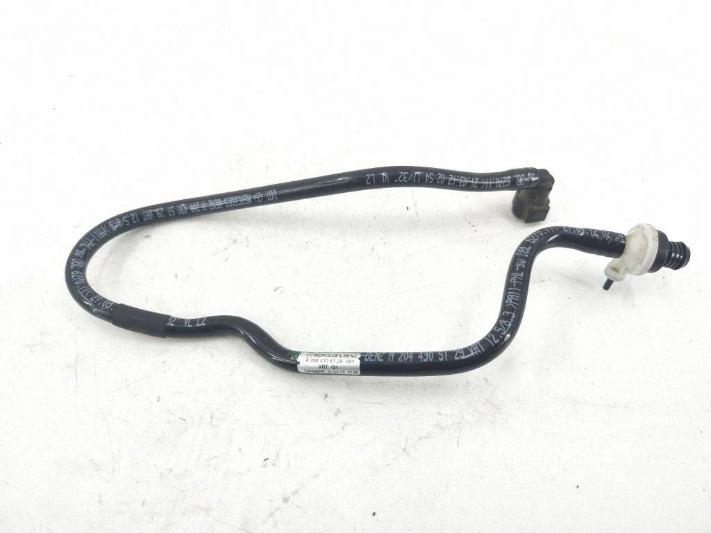 Vacuum line/pipe/hose – Mercedes-Benz C-Class AMG W204 (2007-2014)