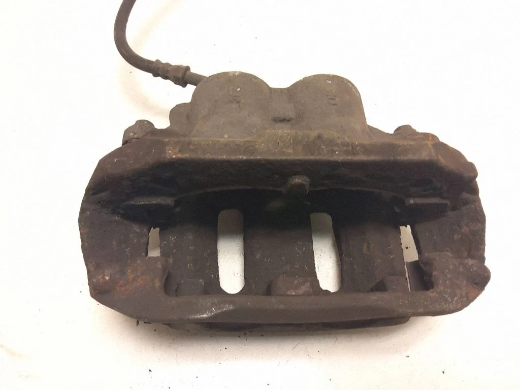 Front brake caliper – Mercedes-Benz Vito Viano W639 (2003-2014)